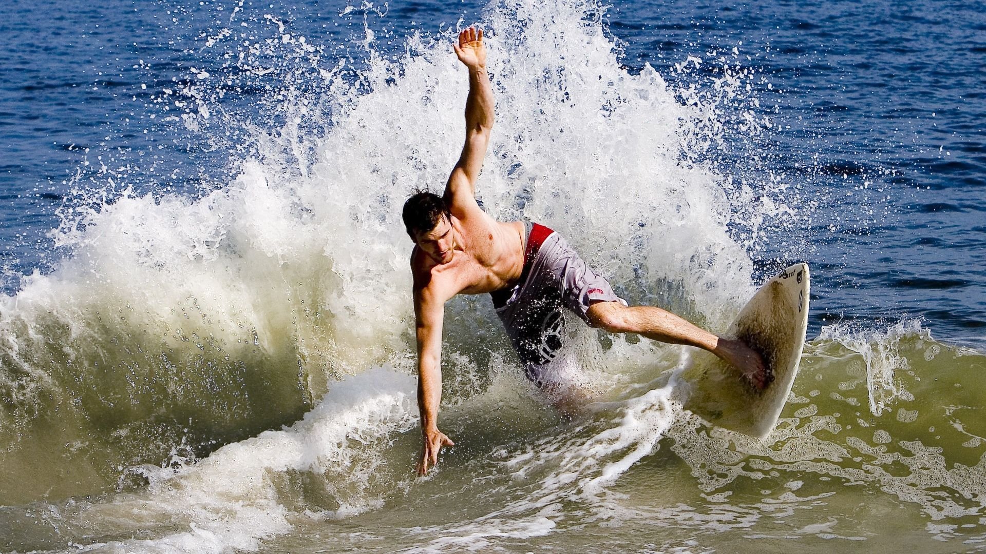 九游app下载中心-800米自由泳决赛 梅尔滕斯全程稳定输出，800米自由泳比赛视频